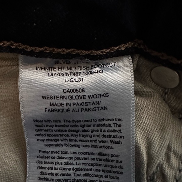 Silver Jeans Co. Infinite Fit Mid Rise Bootcut Jeans - Picture 6 of 6